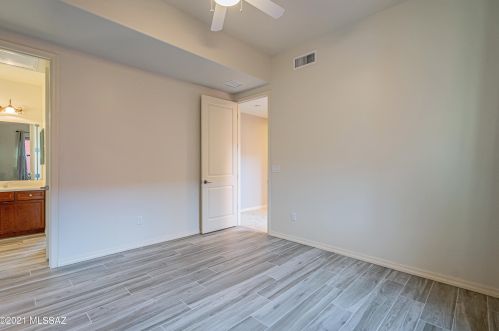 321 Corte Tortuga Vis, Tucson AZ  85745-1792 exterior