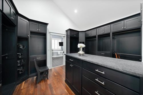 230 Essex Ave, Saint Louis MO 63122-3627 exterior