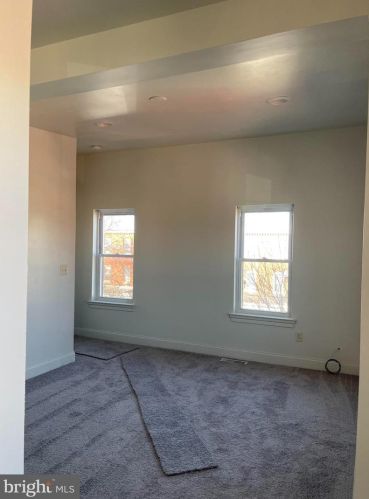 28 Ross St, Lancaster PA 17602-1941 exterior