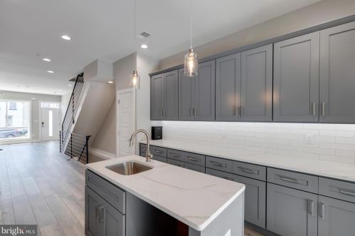 1505 49th St, Philadelphia PA  19143-4411 exterior