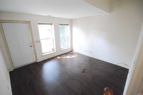 1851 10th St, Saint Louis MO 63104-3959 exterior