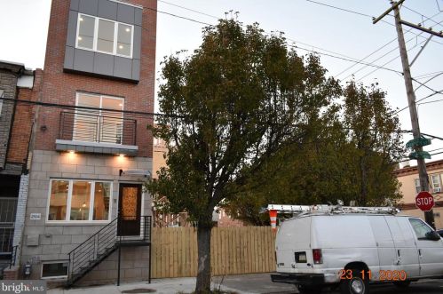 2504 2nd St, Philadelphia, PA 19148-4707