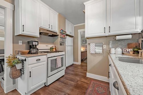 843 Florence Ave, Pittsburgh PA 15202-2720 exterior