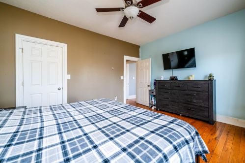 108 Michigan Ave, Dowagiac MI 49047-1908 exterior