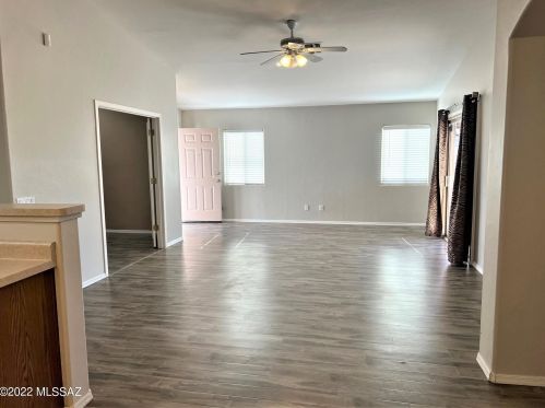 8870 Mountain Spring Dr, Tucson AZ  85747-5659 exterior