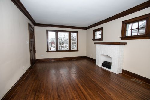 813 Clement St, Joliet IL 60435-6104 exterior