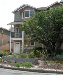 9307 Linden Ave, Seattle WA  98103-3295 exterior