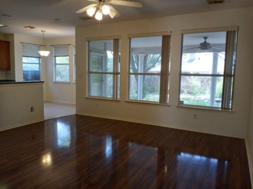 1509 Chasewood Dr, Austin TX  78727-3305 exterior