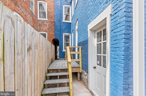 549 Plum St, Lancaster PA  17602-2348 exterior