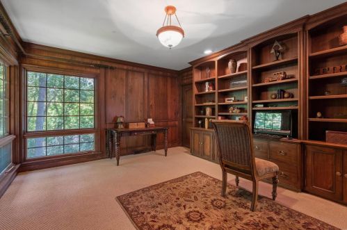 13592 Royal Glen Dr, Saint Louis MO 63131-1029 exterior