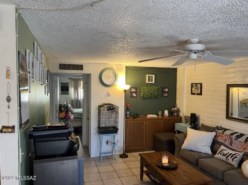 3241 Monte Vis Dr, Tucson AZ 85712-1630 exterior