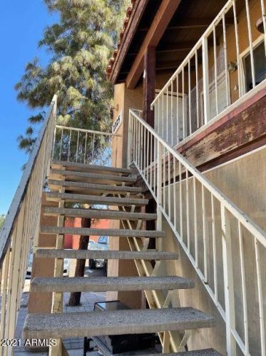 2725 Beck Ln, Phoenix AZ 85032-4255 exterior