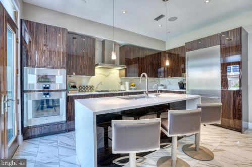 308 2nd St, Philadelphia PA 19133-0040 exterior