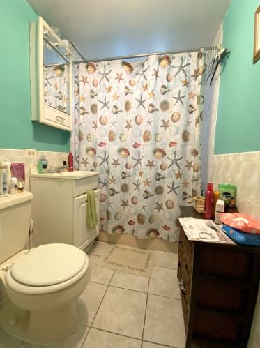 6219 Nagle Ave, Chicago IL 60638-4207 exterior