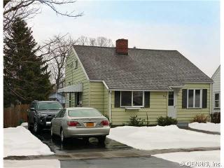 37 Cragg Rd, Rochester NY  14616-3818 exterior