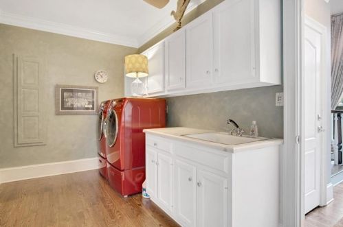 445 Darrow Dr, Duluth GA 30097-2430 exterior