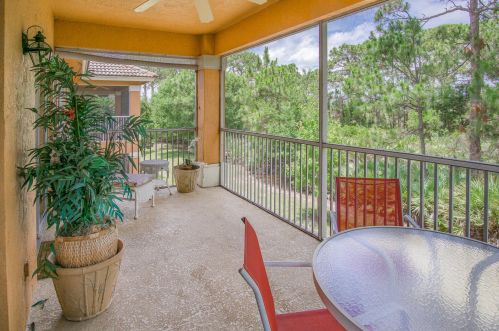 8252 Mulligan Cir, Fort Pierce FL exterior