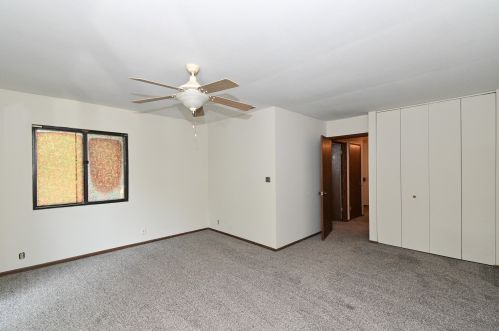 9027 70, Milwaukee WI 53223-2151 exterior