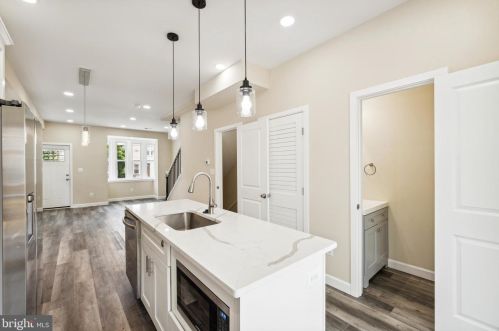 521 Tuckerman St, Washington DC 20011-1146 exterior