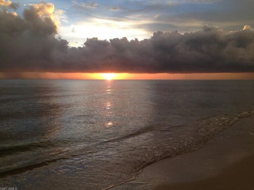 315 Dunes Blvd, Naples FL 34110-6418 exterior