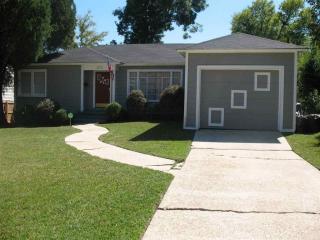 1103 Bellevue Pl, Jackson MS  39202-2715 exterior