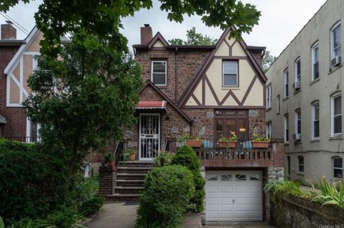 3224 Tibbett Ave, Bronx, NY 10463-3801