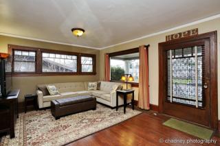 3384 Gladstone St, Portland OR  97202-3467 exterior