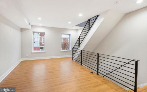 1424 18th St, Philadelphia PA  19146-4652 exterior