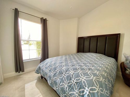 750 Cherry Blossom Ct, Naples FL 34120-1493 exterior