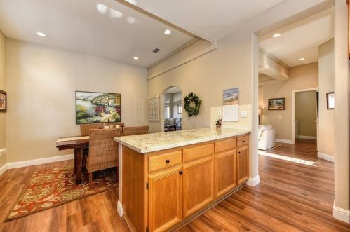 700 Diamond Glen Cir, Folsom CA 95630-3157 exterior