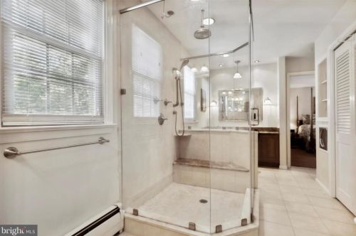 2195 Terwood Rd, Huntingdon Valley PA 19006-5509 exterior