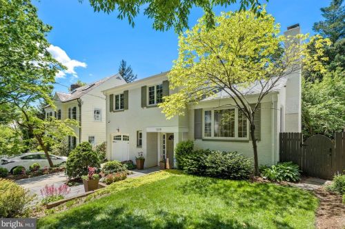 3218 45th St, Washington, DC 20016-2746