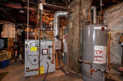 121 Hope Ave, Worcester MA 01603-2237 exterior