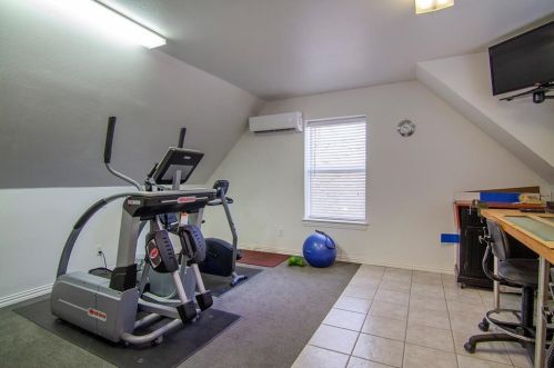 7203 Abrams Pl Ct, Dallas TX 75231 exterior