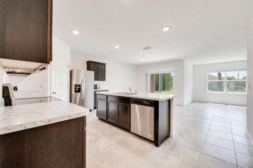 1962 Aladdin St, Fort Pierce, FL 34953-1715