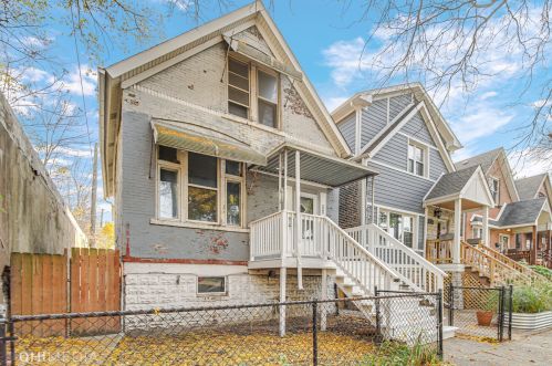 437 44th Pl, Chicago, IL 60609-3520
