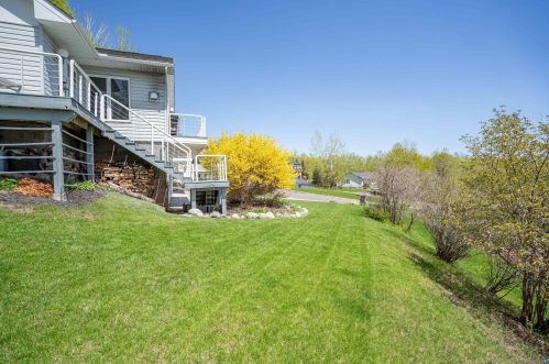 1515 42nd Ave, Duluth MN 55804-2127 exterior