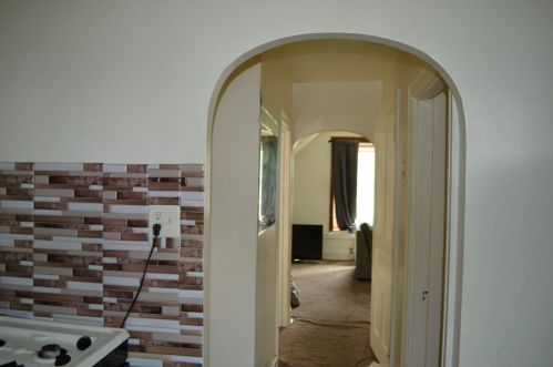 2023 Delaware Ave, Pittsburgh PA 15218-1875 exterior