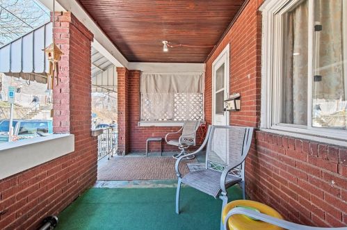 128 Laughlin Ave, Pittsburgh, PA 15210-3620