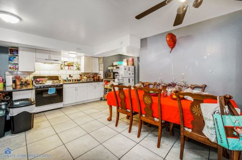 3441 Kenton Ave, Chicago IL 60652-2008 exterior