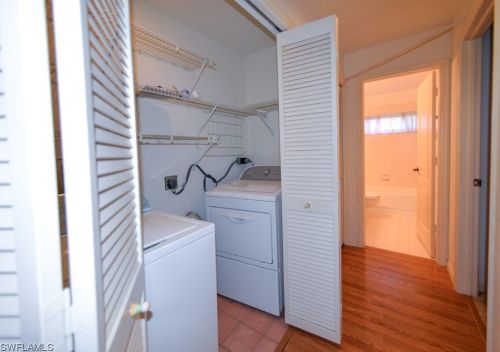 213 Countryside Dr, Naples FL 34104-6720 exterior