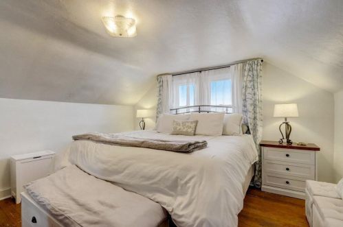 613 Keefe Ave, Milwaukee WI 53212-1801 exterior