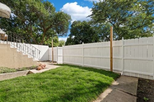 2128 Mobile Ave, Chicago IL 60634-1547 exterior