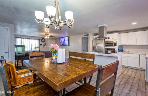 2225 61 Dr, Phoenix AZ 85033-4113 exterior