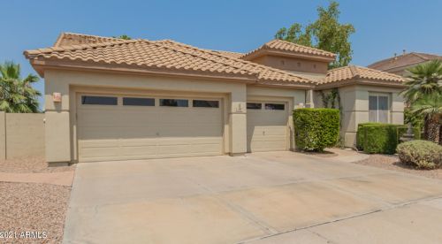 650 Nantucket St, Chandler, AZ 85225-5365