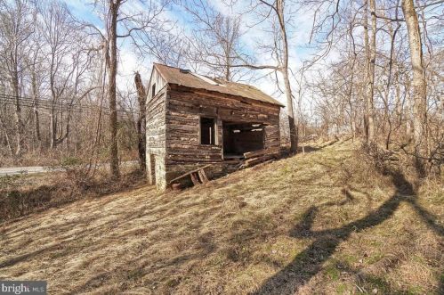 3107 Flint Hl Rd, Adamstown MD 21710-9210 exterior