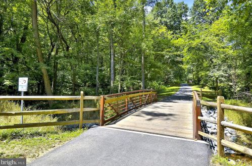 700 Roeder Rd, Silver Spring MD 20910-4405 exterior