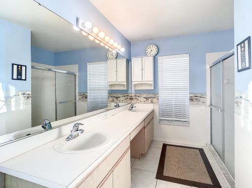 2761 Eagle Dr, Fort Pierce FL 34984-8919 exterior