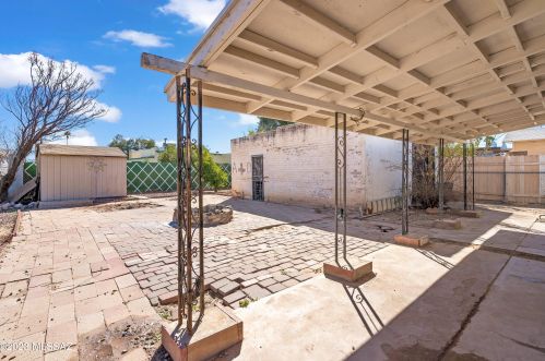 3731 Lundy Ave, Tucson AZ  85713-6025 exterior