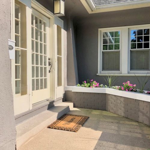 2429 Beverly Rd, Milwaukee, WI 53211-2427